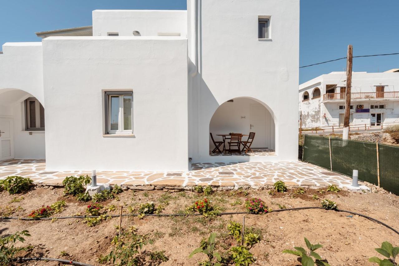 Celestial Seaview Apartments- Apollon Naxos City Экстерьер фото