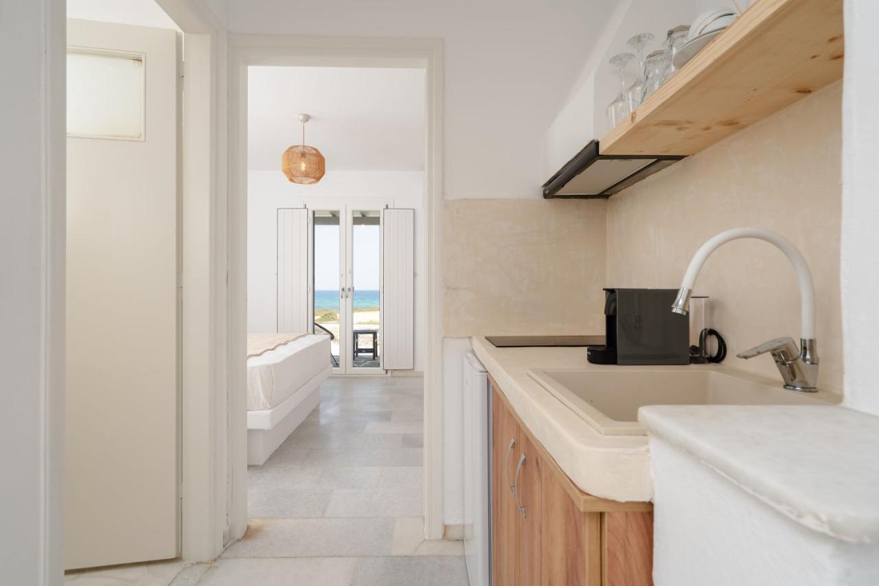 Celestial Seaview Apartments- Apollon Naxos City Экстерьер фото